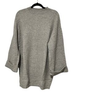 Oversized Ribbed Crew Neck Sweater Dress in Light Gray‎